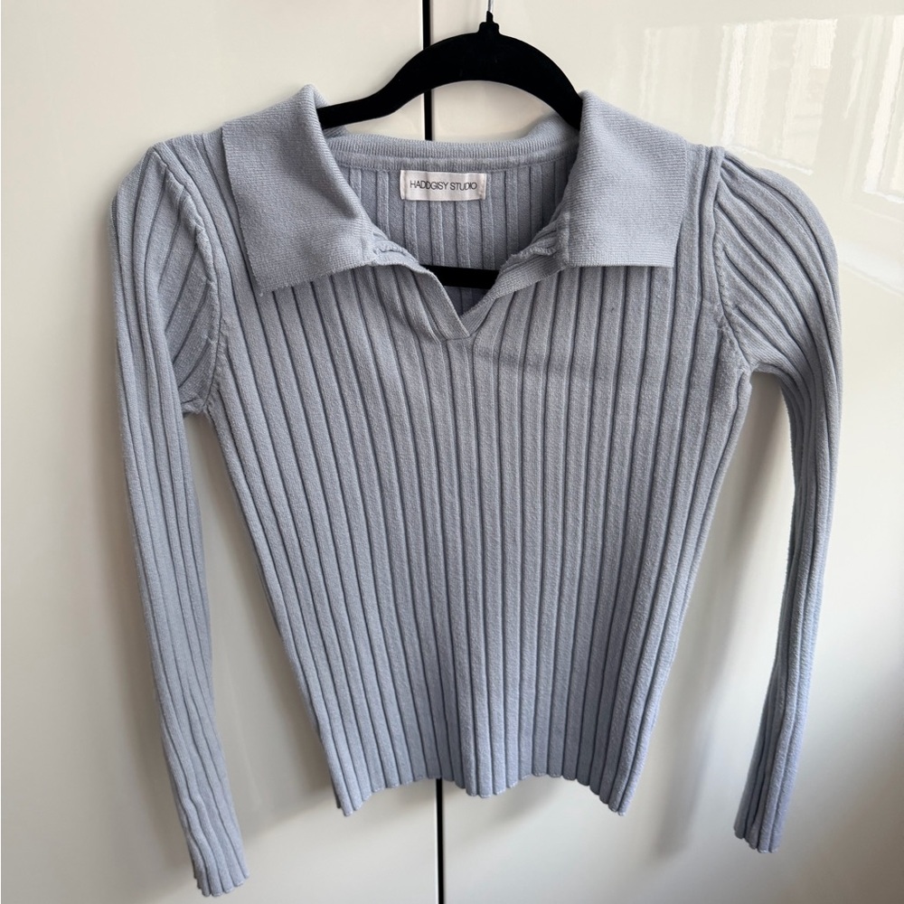 HADDON STUDIO Ribbed Collared Knit Top - Light Blue